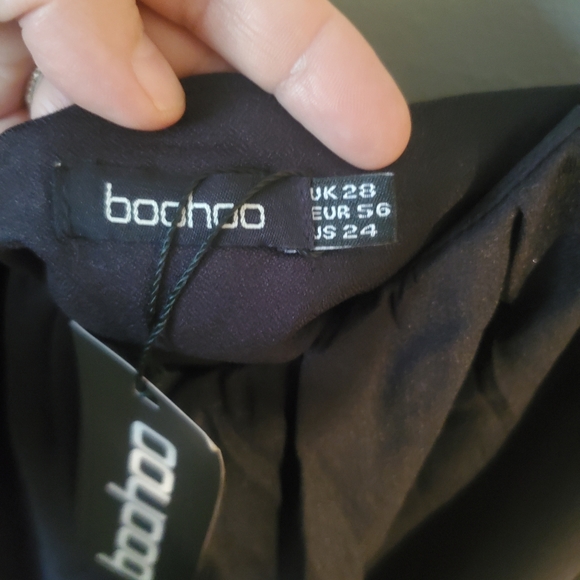 black sundress - Picture 3 of 6